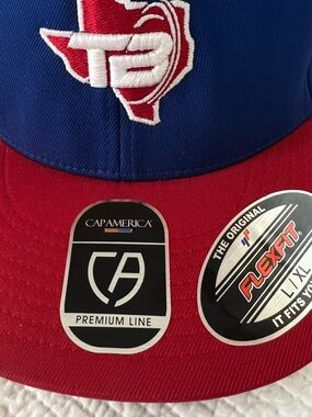 Cap America Flexfit Two-Tone Texas Logo Hat — Blue and Red